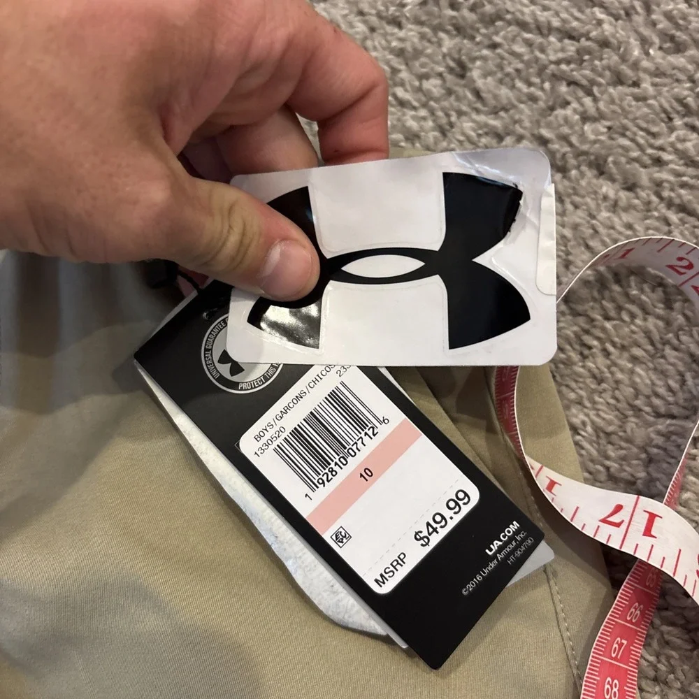 Under Armour Boys Khaki Pants Size 10 Stretch Athletic Uniform Golf Play $49.99